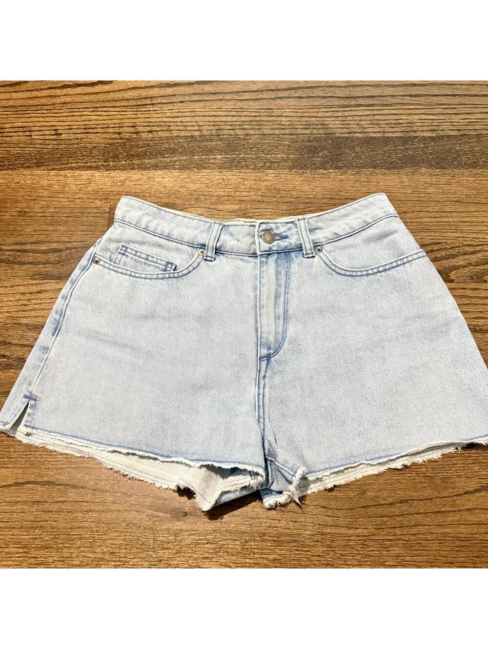 Roxy Light-Wash Denim Women's Short Size 26